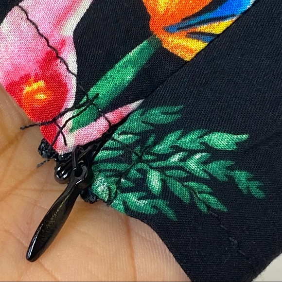 NWT LF Seek The Label Tropical Floral Crop Top - Picture 5 of 9